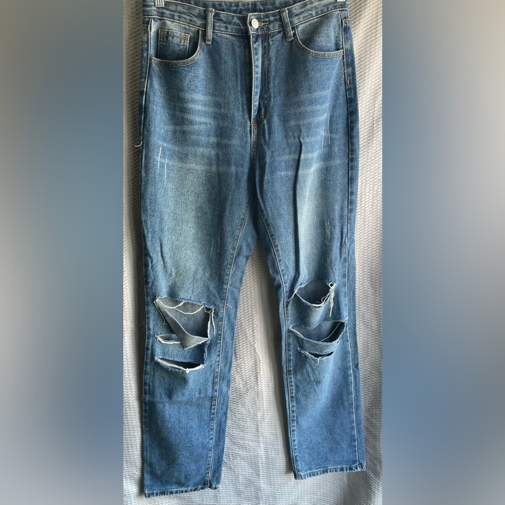 SHEIN ripped knee wide leg Size M